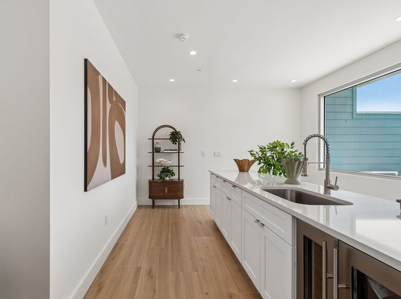 Three-Level Escape with Rooftop & Loft in Sarasota's Rosemary District - Sarasota, Florida