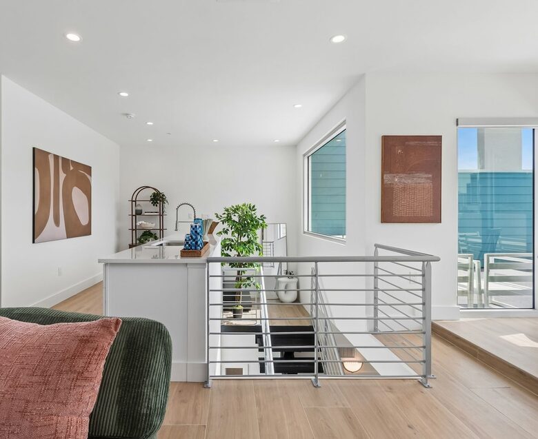 Three-Level Escape with Rooftop & Loft in Sarasota's Rosemary District - Sarasota, Florida