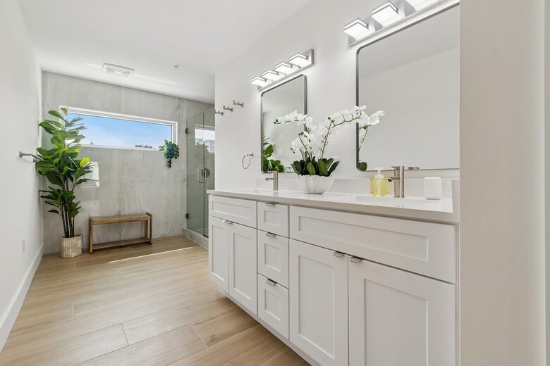 Three-Level Escape with Rooftop & Loft in Sarasota's Rosemary District - Sarasota, Florida