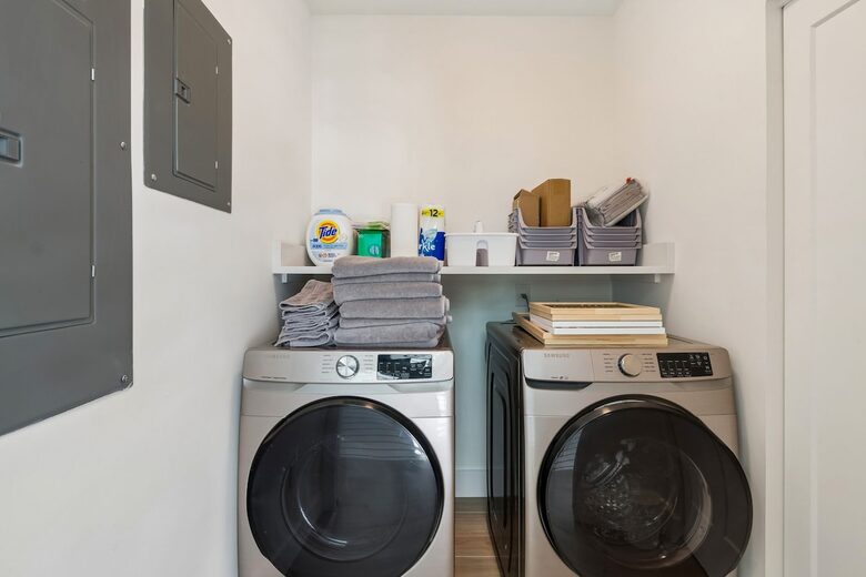 Three-Level Escape with Rooftop & Loft in Sarasota's Rosemary District - Sarasota, Florida