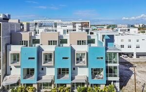 Three-Level Escape with Rooftop & Loft in Sarasota's Rosemary District - Sarasota, Florida