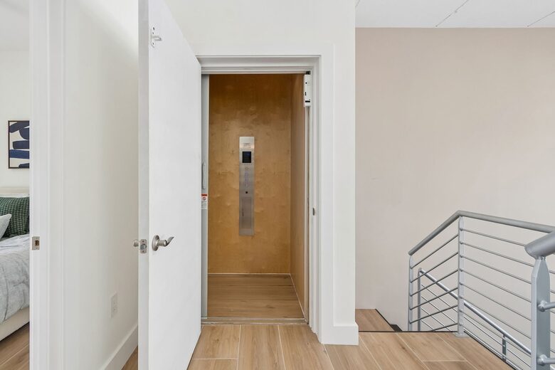 Three-Level Escape with Rooftop & Loft in Sarasota's Rosemary District - Sarasota, Florida