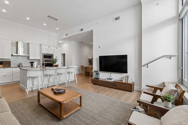 Stylish Sarasota Retreat in Rosemary District - Sarasota, Florida