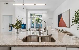 Stylish Sarasota Retreat in Rosemary District - Sarasota, Florida