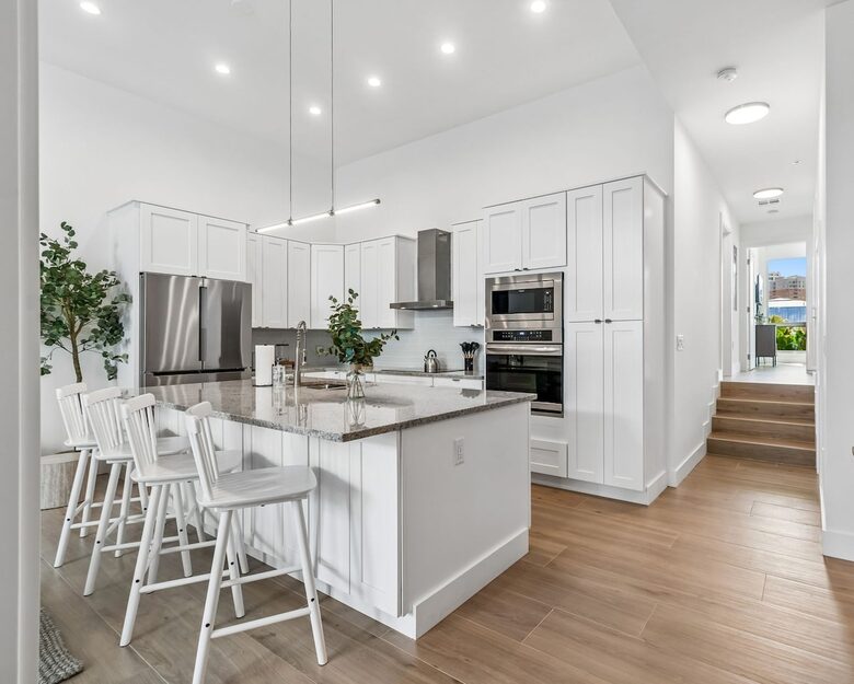 Stylish Sarasota Retreat in Rosemary District - Sarasota, Florida