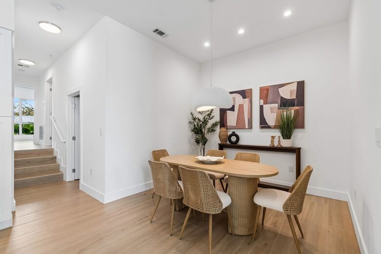 Stylish Sarasota Retreat in Rosemary District - Sarasota, Florida