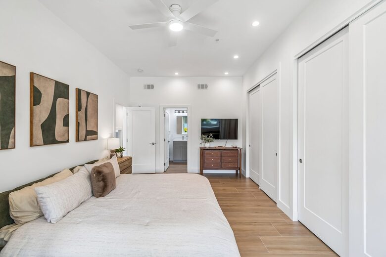 Stylish Sarasota Retreat in Rosemary District - Sarasota, Florida