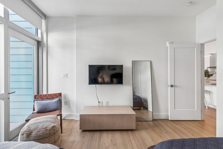 Stylish Sarasota Retreat in Rosemary District - Sarasota, Florida