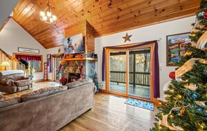 Blue Ridge Cabin with Panoramic Views & Wraparound Decks - Maggie Valley, North Carolina