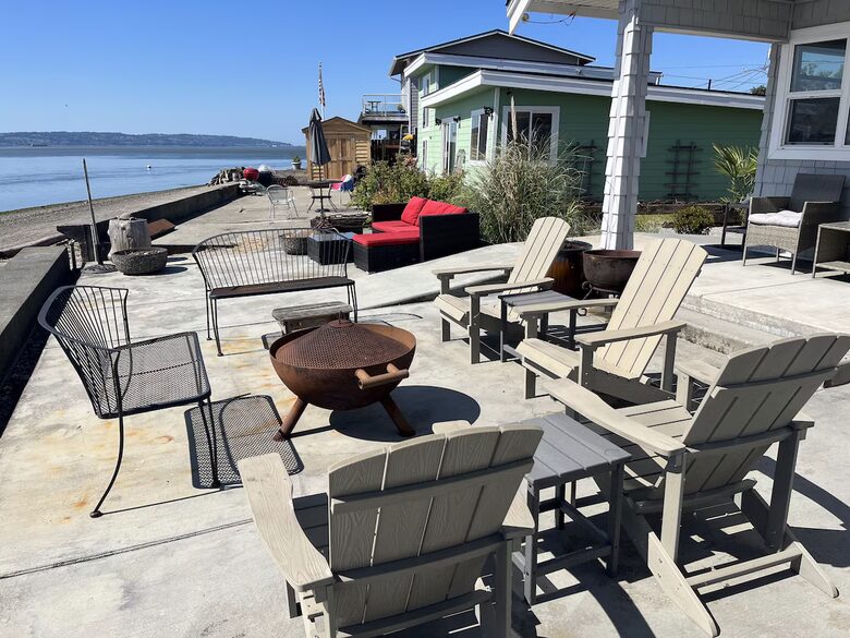 Coastal Tulalip Escape with Panoramic Water Views - Tulalip, Washington