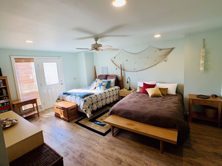 Coastal Tulalip Escape with Panoramic Water Views - Tulalip, Washington