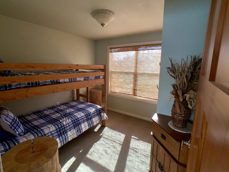 Coastal Tulalip Escape with Panoramic Water Views - Tulalip, Washington