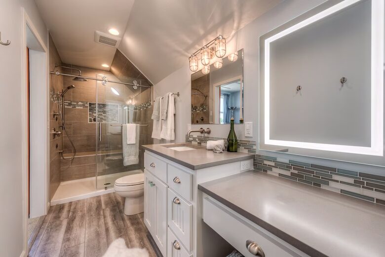 Coastal Tulalip Escape with Panoramic Water Views - Tulalip, Washington