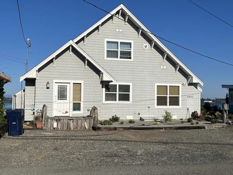 Coastal Tulalip Escape with Panoramic Water Views - Tulalip, Washington