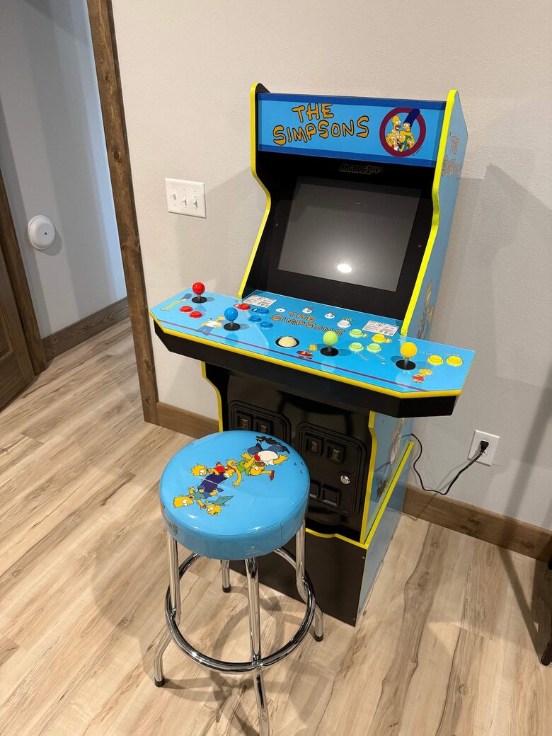 Wisconsin Lake House with Beach & Game Room - New Lisbon, Wisconsin