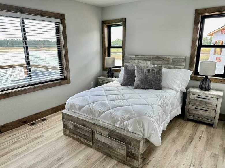 Wisconsin Lake House with Beach & Game Room - New Lisbon, Wisconsin