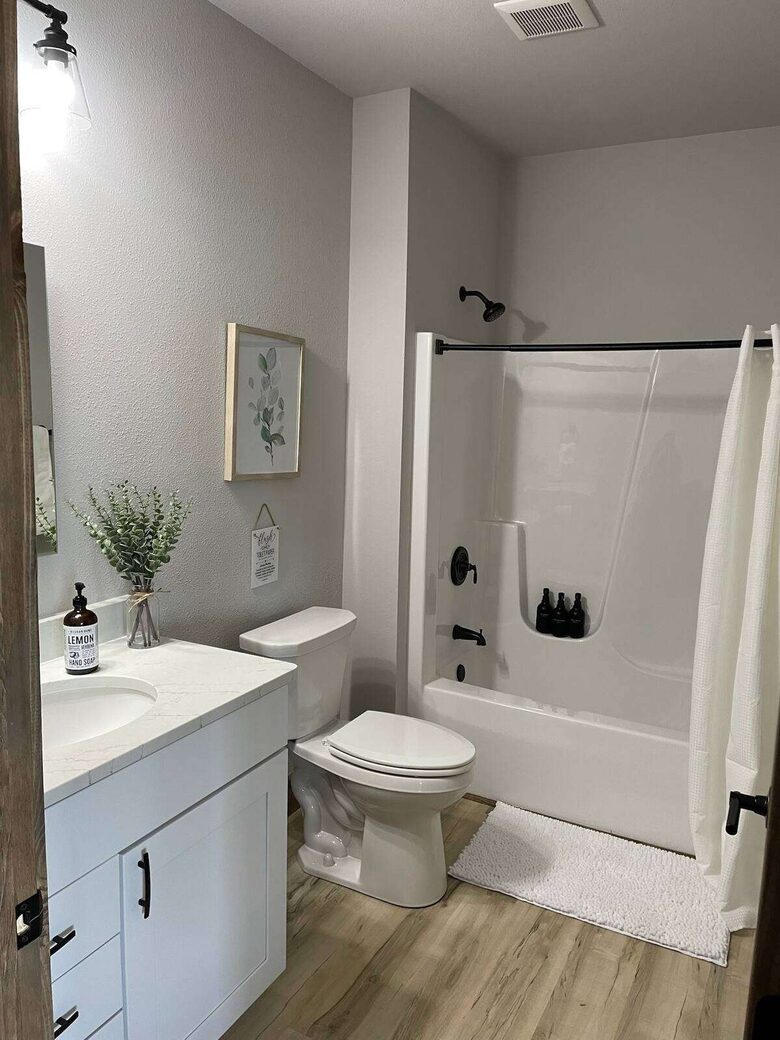 Wisconsin Lake House with Beach & Game Room - New Lisbon, Wisconsin