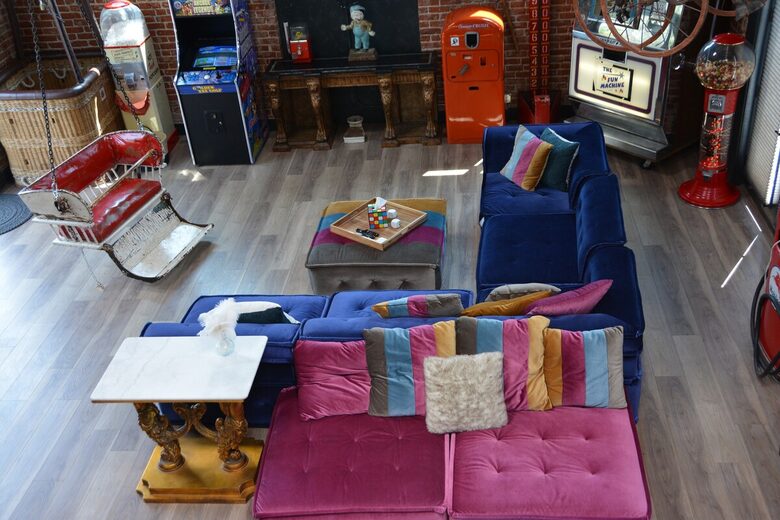 Eclectic Group Getaway in a Reimagined 1911 Landmark - Denver, Colorado