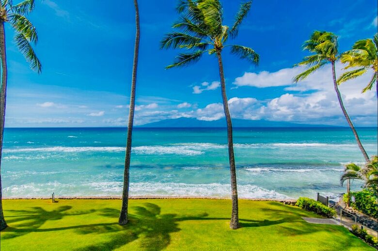 Maui Coastal Getaway with Resort Amenities - Lahaina, Hawaii