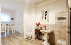 Rome 1BD Apartment - Rome, Italy