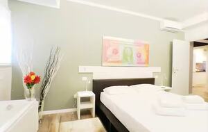 Rome 1BD Apartment - Rome, Italy