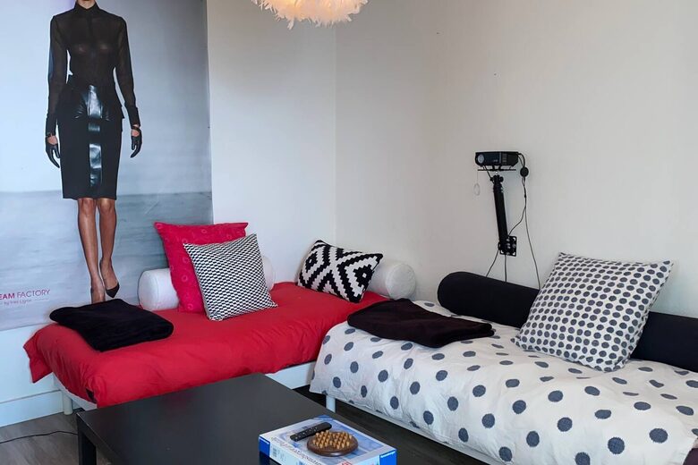 Quiet French Village Home Near Markets & Greenway - Sommières, France