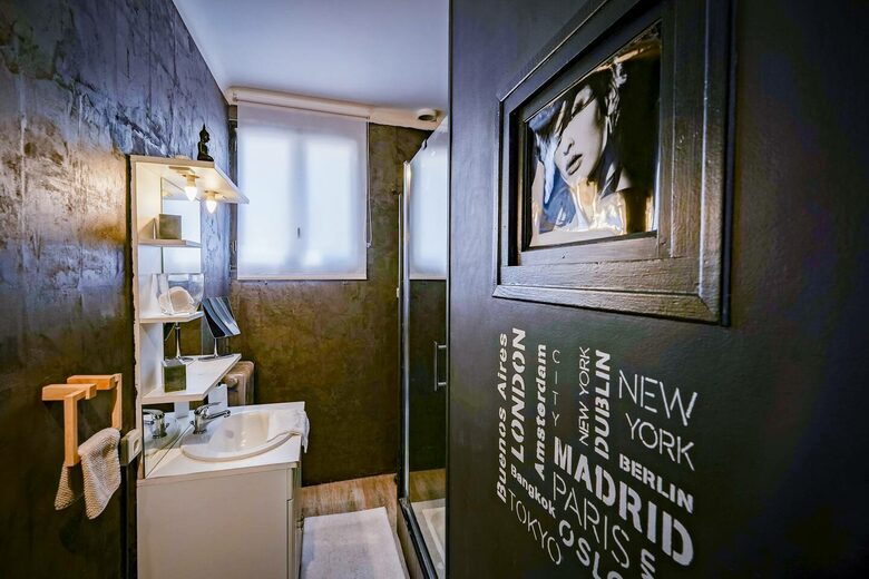 Quiet French Village Home Near Markets & Greenway - Sommières, France