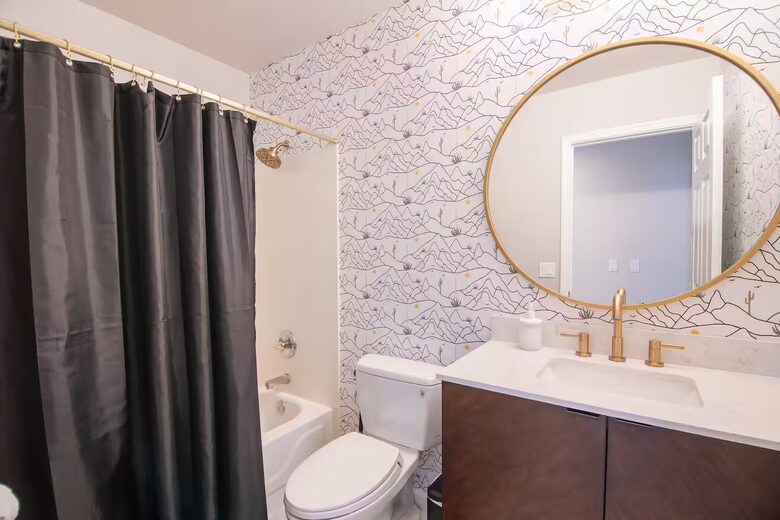 Spacious Scottsdale Escape Near Papago Park - Scottsdale, Arizona