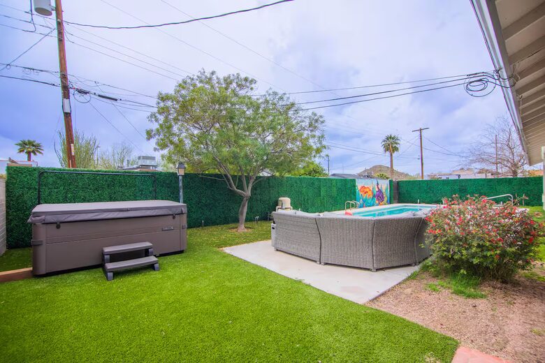 Spacious Scottsdale Escape Near Papago Park - Scottsdale, Arizona