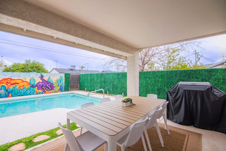 Spacious Scottsdale Escape Near Papago Park - Scottsdale, Arizona