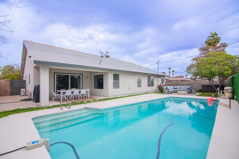 Spacious Scottsdale Escape Near Papago Park - Scottsdale, Arizona