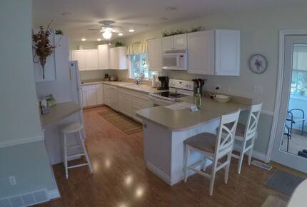 Spacious Elk Rapids Home Near Lake Michigan - Elk Rapids, Michigan