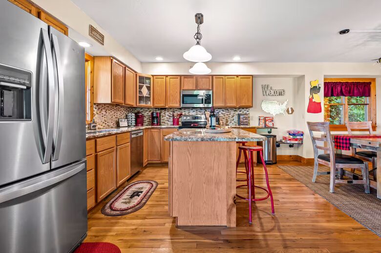 Blue Ridge Cabin with Panoramic Views & Wraparound Decks - Maggie Valley, North Carolina
