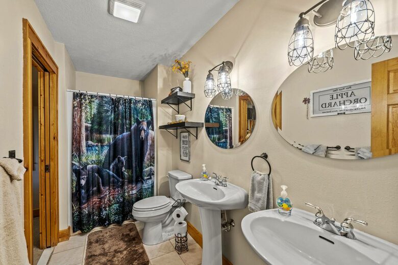 Blue Ridge Cabin with Panoramic Views & Wraparound Decks - Maggie Valley, North Carolina