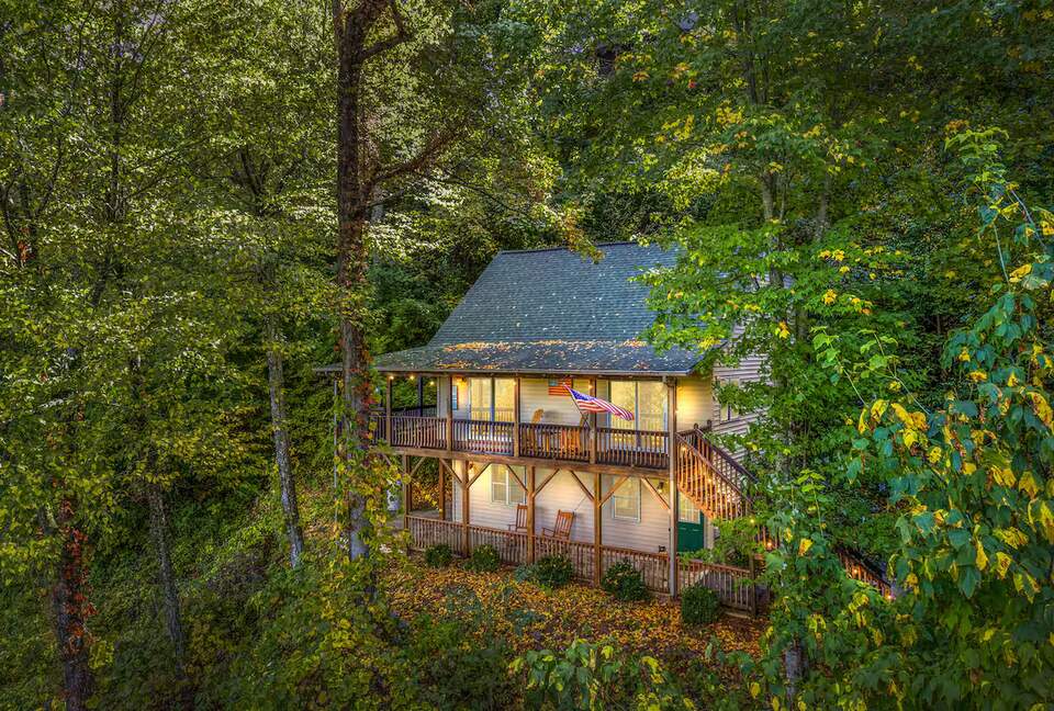 Blue Ridge Cabin with Panoramic Views & Wraparound Decks - Maggie Valley, North Carolina
