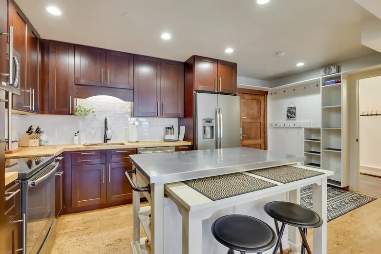 Copper Mountain Escape with Balcony & Ski Access - Frisco, Colorado