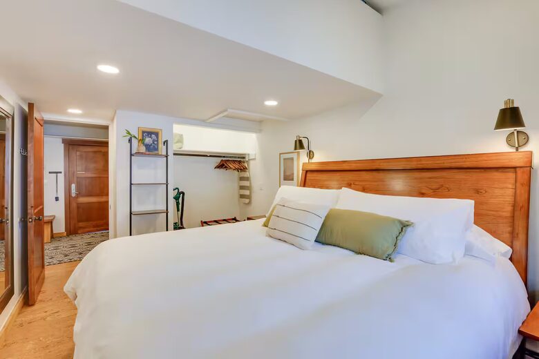 Copper Mountain Escape with Balcony & Ski Access - Frisco, Colorado