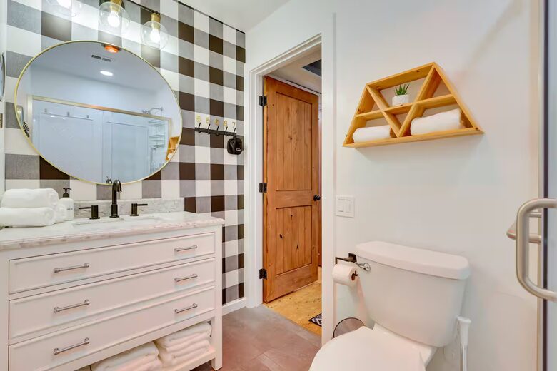 Copper Mountain Escape with Balcony & Ski Access - Frisco, Colorado