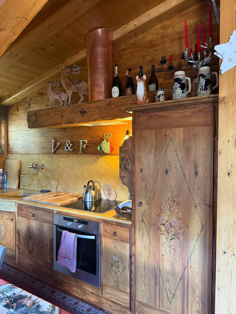 A Tasteful Alpine Apartment near Cortina d'Ampezzo - San Vito di Cadore, Italy