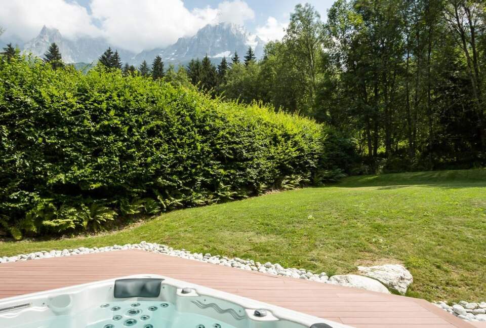 Charming Mont Blanc - Chamonix-Mont-Blanc, France