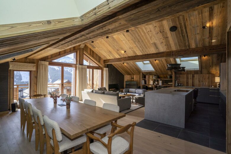 Méribel Penthouse Chalet with Panoramic Views - Les Allues, France