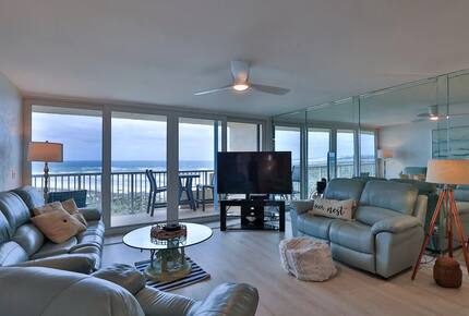 New Smyrna Beach Getaway With Panoramic Ocean Views - New Smyrna Beach, Florida