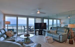 New Smyrna Beach Getaway With Panoramic Ocean Views - New Smyrna Beach, Florida