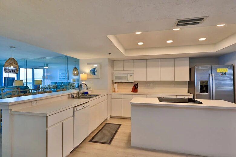 New Smyrna Beach Getaway With Panoramic Ocean Views - New Smyrna Beach, Florida