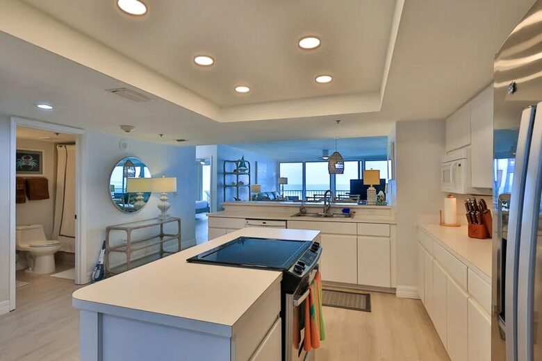 New Smyrna Beach Getaway With Panoramic Ocean Views - New Smyrna Beach, Florida