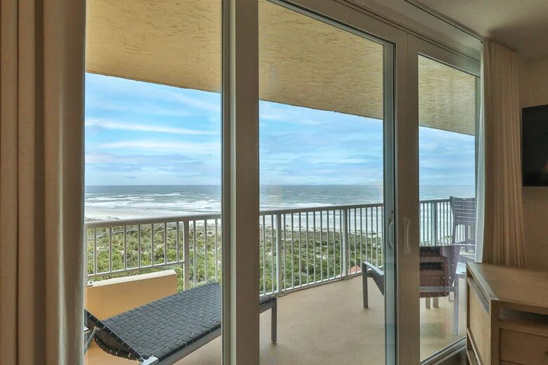 New Smyrna Beach Getaway With Panoramic Ocean Views - New Smyrna Beach, Florida