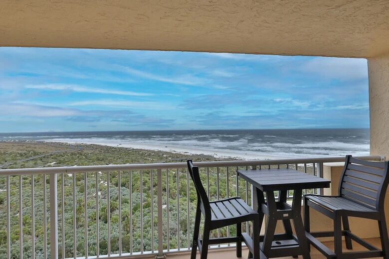 New Smyrna Beach Getaway With Panoramic Ocean Views - New Smyrna Beach, Florida