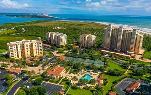 New Smyrna Beach Getaway With Panoramic Ocean Views - New Smyrna Beach, Florida