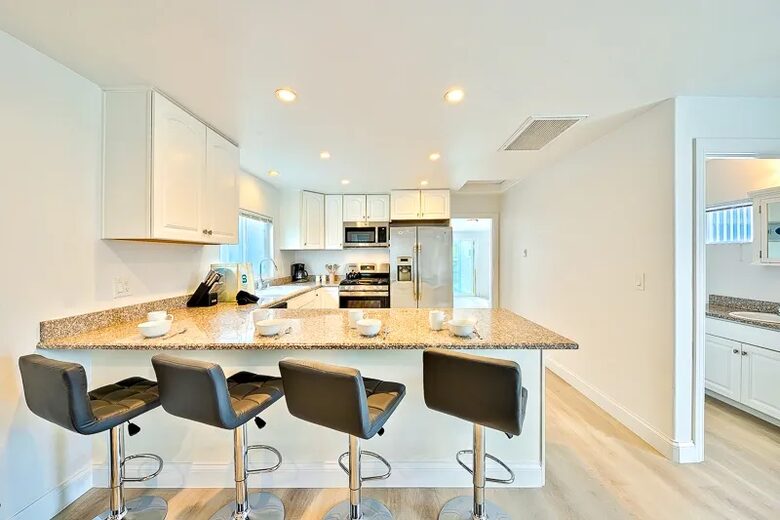 Sunset Beach Oasis Steps from the Sand - Sunset Beach, California