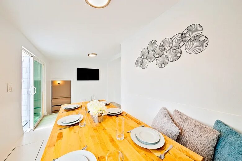 Sunset Beach Oasis Steps from the Sand - Sunset Beach, California